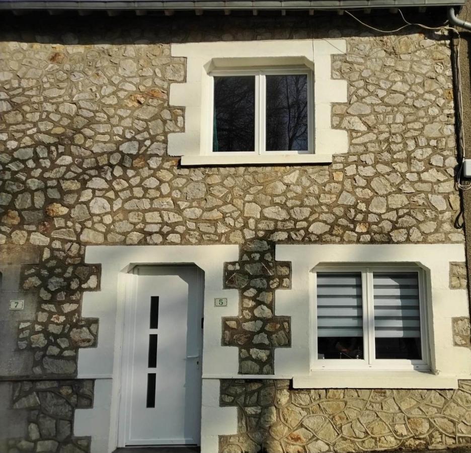 Le Logis Du Bourgneuf Charmante Petite Maison Villa Le Bourgneuf-la-Foret Dış mekan fotoğraf